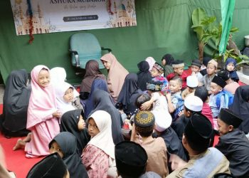 Bulan Kebaikan Di Hari Asyuro Majelis Taklim Al Mubarok Mengadakan Acara Yang Bertama “Menebar Kebaikan Kepada Sesama Di Bulan Yang Mulia”