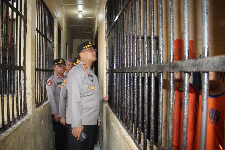 AKBP Lilik Ardhiansya Lakukan Pengecekan Rutan Polres Purwakarta, Ini Tujuannya