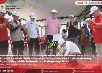 BUPATI NIAS HADIRI PENANAMAN POHON DI PANTAI BOZIHONA