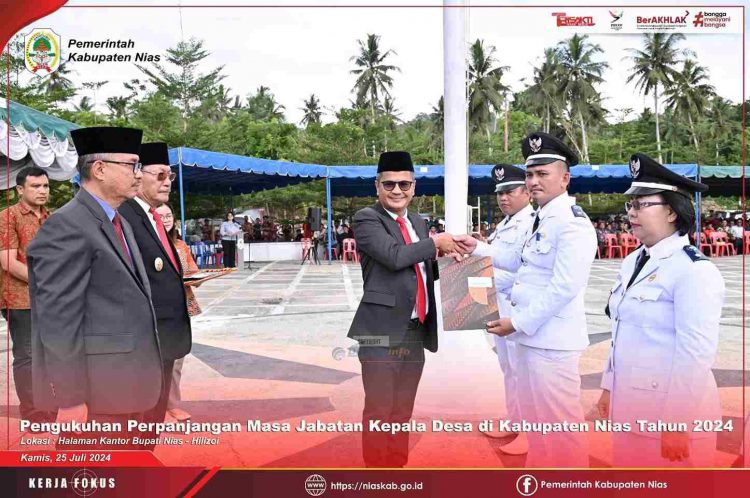 BUPATI NIAS MELAKSANAKAN PENGUKUHAN PERPANJANGAN MASA JABATAN KEPALA DESA TAHUN 2024