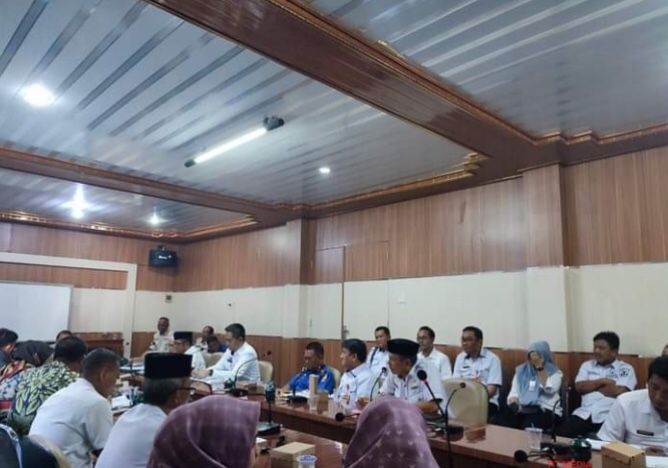 DPRD Laksanakan Rapat Kerja Pembahasan LKPJ TA 2023