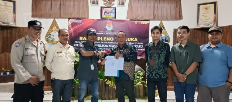 Panitia Pemungutan suara Kelurahan Munjuljaya Sidang Pleno Terbuka sekaligus Penyerahan Rekapitulasi BA DPSHP,Langkah Penting Menuju Pemilu Pilkda yang Lebih Baik