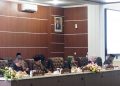 DPRD Gelar Rapat Paripurna Tingkat I Penyampaian Raperda Pertanggungjawaban APBD TA 2023 dan 2 Raperda Inisiatif DPRD