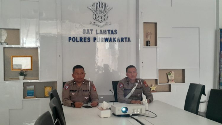 Lewat Daring, Satlantas Polres Purwakarta Ikuti kajian Laka Lantas Dari Faktor Human Eror Dan Kajian Jalan Tol
