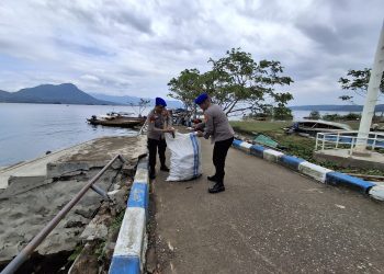 Perangi Sampah, Satpolairud Polres Purwakarta Konsisten Lakukan Ini