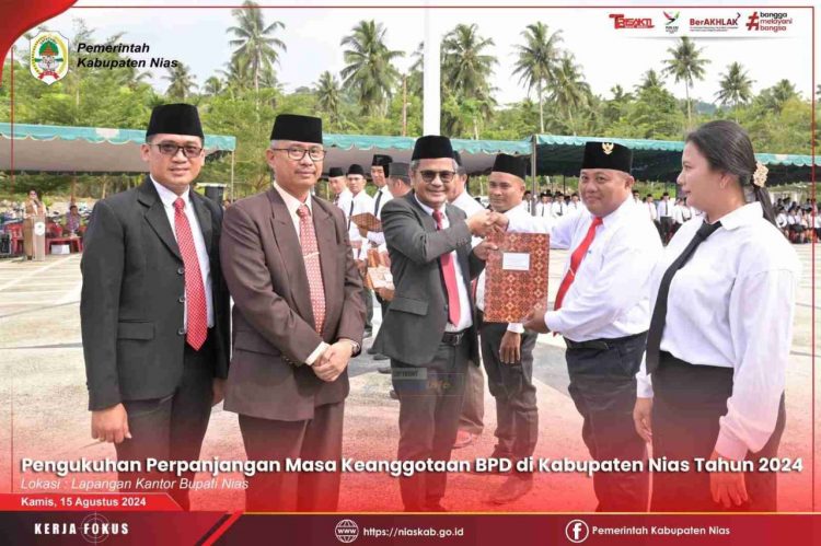PENGUKUHAN PERPANJANGAN MASA KEANGGOTAAN BPD SE-KABUPATEN NIAS