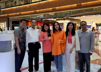 Avene Hyaluron Activ B3 Aqua Cream-In Gel Menunda Penundaan Kulit