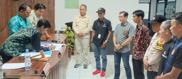 Rapat Pleno Terbuka DPSHP Kelurahan Munjul Jaya Berjalan Sukses.ini yang Disampaikan Panwaslu