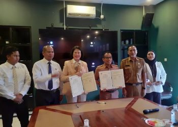 Penandatanganan MOU Kerjasama Bidang Perdata dan Tata Usaha Negara Dinas Pendidikan dan Kejaksaan Negeri Purwakarta Berlangsung Khidmat