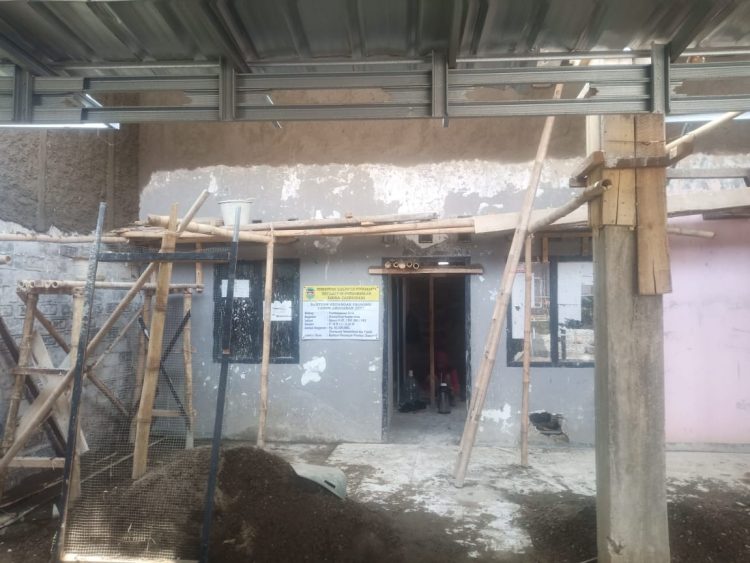 Realisasi Anggaran Dana Banprop pada Pembangunan Kantor Desa Gurudug Dimulai