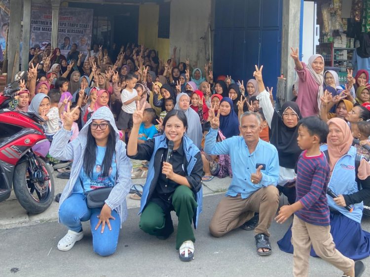Sapa Warga Cangkudu, Andra-Dimyati Siap Wujudkan Bantuan PKH yang Merata