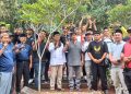 HORMATI JASA PAHLAWAN, SIMPATISAN PASLON PILKADA NO. 1, 2, 3, 4 ZIARAHI MAKAM TOKOH PENCIPTA LAMBANG PURWAKARTA