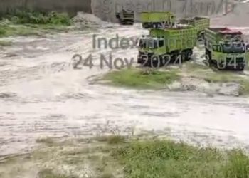 Merasa Kebal Hukum Perusahaan Galian Pasir Milik Mumu Ga /Adi Angkut Pasirnya Langsung Pake Tronton