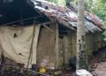 Jangan Tutup mata?. Rumah Tak Layak Huni Didesa Parage Kecamatana Cikulur