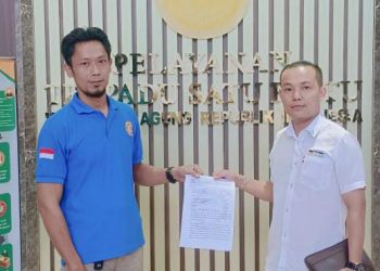 YAYASAN PERLINDUNGAN KONSUMEN (YPK-YAPERMA) DPAC SOLEAR TANGERANG MELAPORKAN SALAH SATU MAJELIS HAKIM PENGADILAN NEGERI TANGERANG KE MAHKAMAH AGUNG R.I.