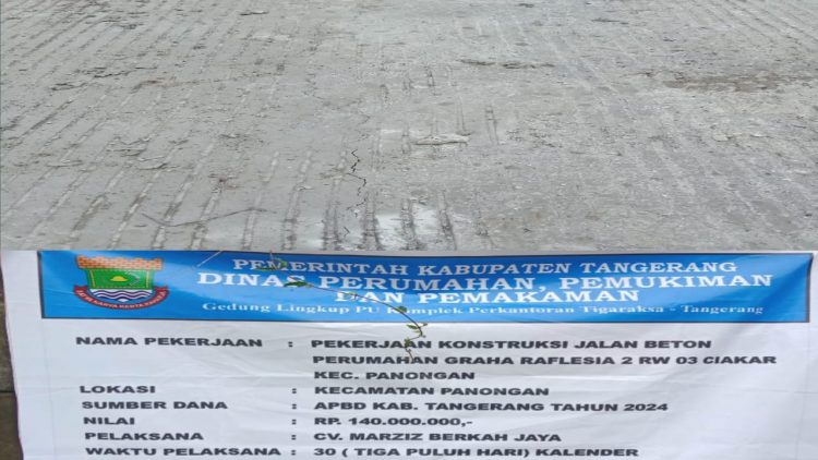 Baru Hitungan Hari, Betonisasi di Graha Raflesia II Milik CV. Marziz Berkah Jaya Sudah Alami Keretakan