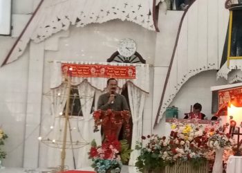 Asisten III Setda Kab. Nias Wakili Bupati Nias Menghadiri Perayaan Natal dan Syukuran Tahun Baru Majelis Sinode