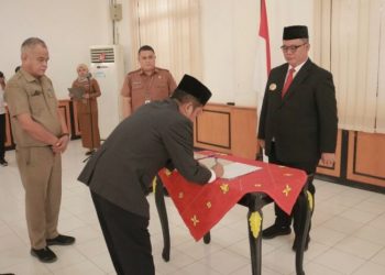 Pelantikan dan Pengambilan Sumpah/Janji Penjabat Sekretaris Daerah Kota Gunungsitoli