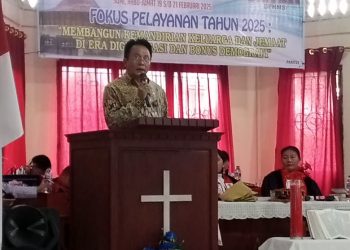 Asisten II Wakili Bupati Nias Menghadiri Pembukaan Sidang Majelis Sinode Gereja AMIN