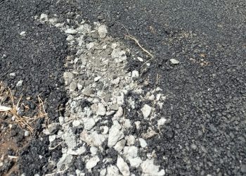 Sekcam Cikupa Gercep Tegur Kontraktor yang Gelar Hotmix Tidak Standar, Tapi Sayang Ketebalannya Belum Sesuai