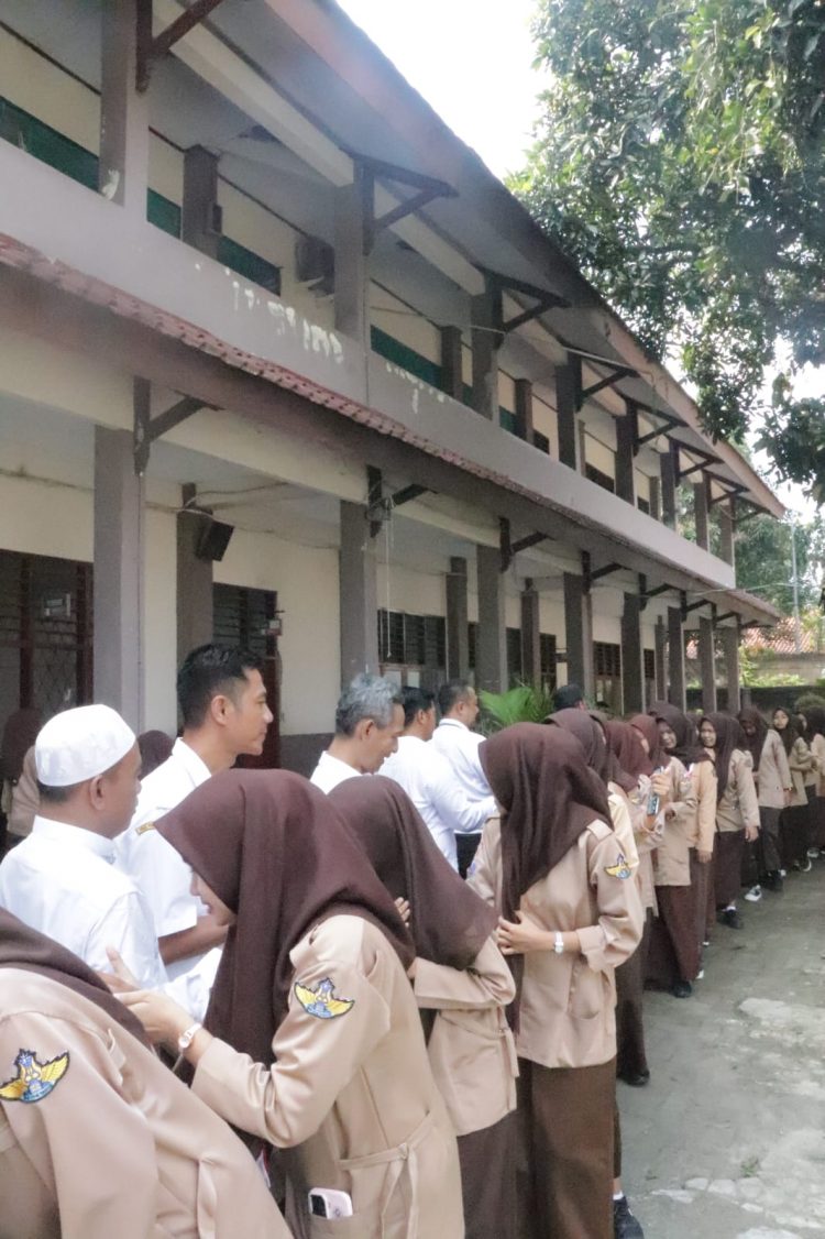 SMAN 10 Kabupaten Tangerang Gelar Halal Bihalal, Pererat Silaturahmi Keluarga Besar Sekolah