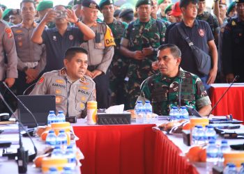 Kapolda dan Wakapolda Metro Jaya Tinjau Kesiapan Pengamanan May Day 2025 di Monas