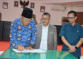 Wabup Nias Hadiri Rapat Paripurna DPRD Penandatanganan Nota Kesepakatan Ranwal RPJMD Tahun 2025-2029