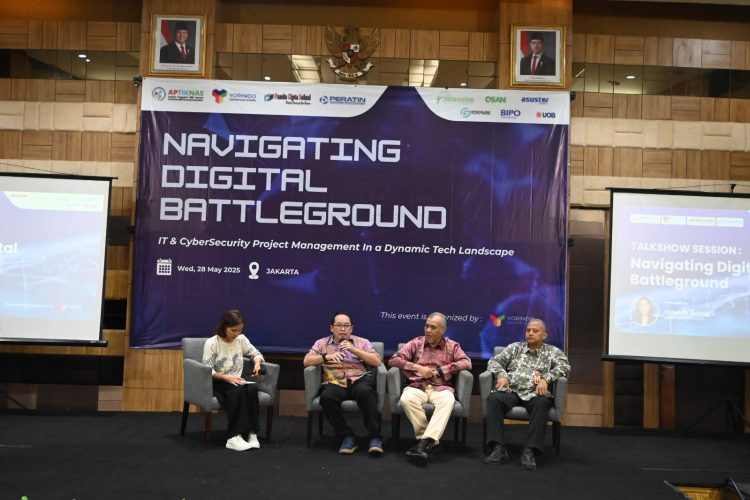 APTIKNAS Gandeng BSSN Gelar Seminar Navigating Digital Battleground 2025