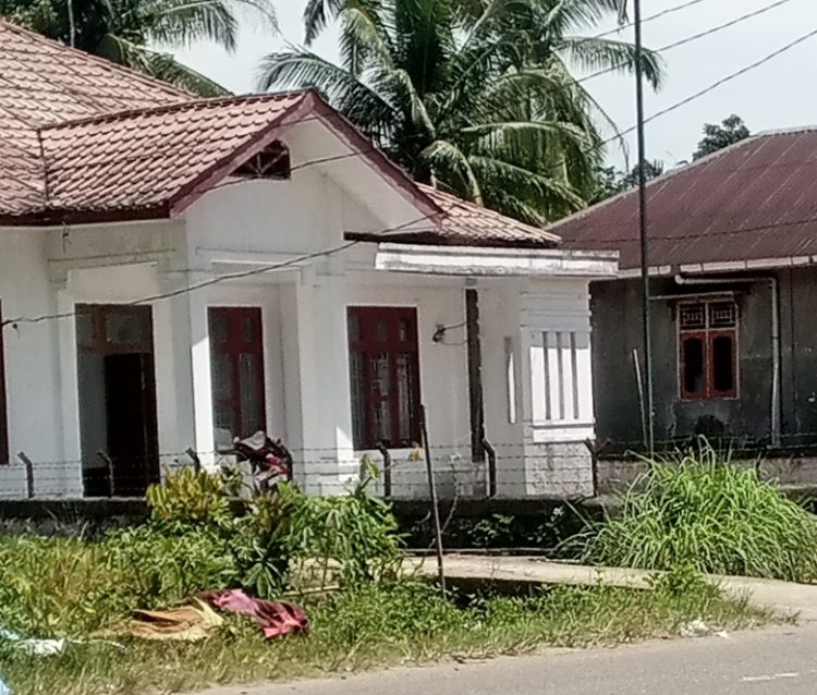 Oknum FHZ Pegawai Pustu Tuhembuasi Diduga Sering Tidak Berada di Jam Kerja