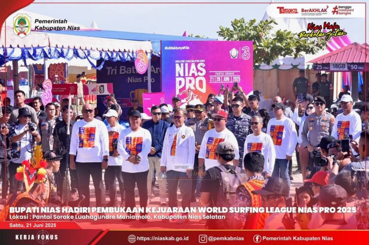 BUPATI NIAS HADIRI PEMBUKAAN KEJUARAAN WORLD SURFING LEAGUE NIAS PRO 2025