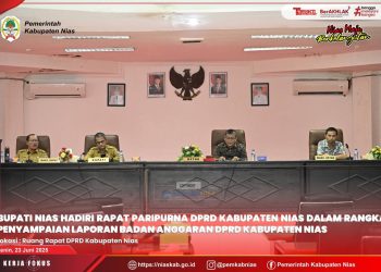 BUPATI NIAS HADIRI RAPAT PARIPURNA DPRD KAB NIAS DALAM RANGKA PENYAMPAIAN LAPORAN BADAN ANGGARAN
