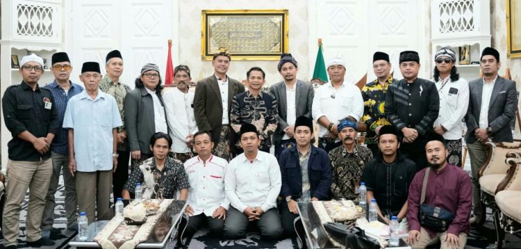 Diperkokoh 4 Keluarga Keturunan Prabu Siliwangi dan Sunan Gunung Jati, Om Zein sampaikan ini