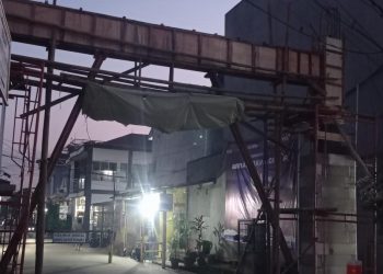 Pembangunan Gapura Griya Karawaci Diduga Gunakan Besi Banci, Dewan Imam Sucipto Diminta Tinjau Langsung