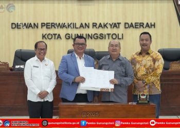 Rapat Paripurna Penetapan Ranperda Pertanggungjawaban Pelaksanaan APBD Kota Gunungsitoli T.A. 2024