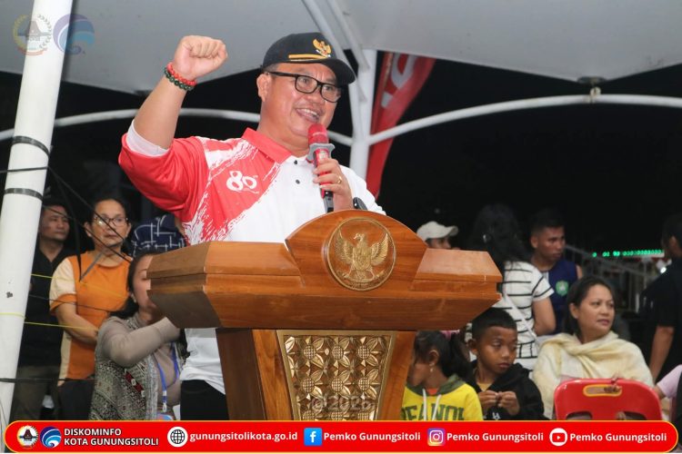 Wali Kota Gunungsitoli Resmi Menutup Kejuaraan Tinju Amatir Antar Sasana yang diselenggarakan oleh PERTINA