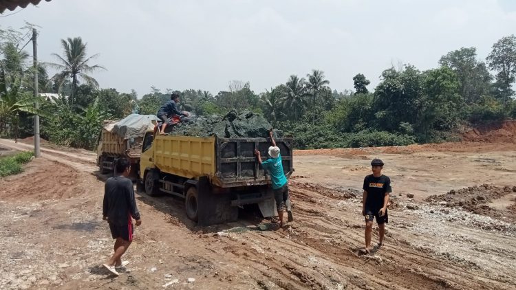 Camat Tenjo Dinilai Hanya Gertak Sambal” Galian Tanah Di Singabraja Dibiarkan Beroperasi