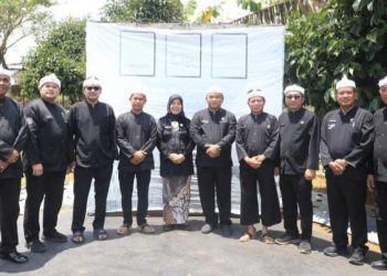 Om Zein Lantik 10 Pejabat Eselon II di Kebun Istimewa