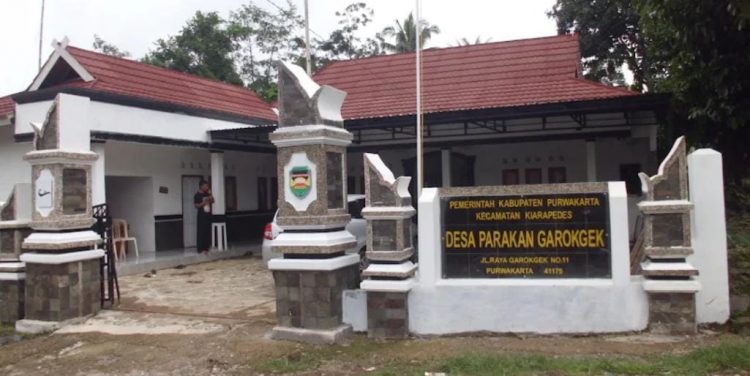 Klaripikasi Isu Kedekatan Dua Kepala Desa di Kiarapedes, Kades Garokgek Mulyana: “Hanya Urusan Pekerjaan”