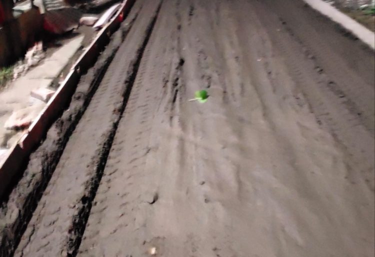 Agregat Diduga Tidak Sesuai Spesifikasinya, Betonisasi Jalan Peusar Disorot Jaringan Pemberantasan Korupsi