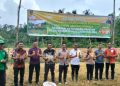 Panen Perdana Jagung Hibrida di Ketapang Desa Sihare’o III, Bupati Nias Himbau Agar Dikelola Dengan Jujur