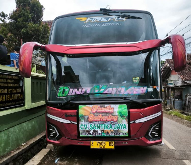 Keluarga Besar CV Santika Jaya Gelar Family Gathering ke Yogyakarta Jelang Tahun Baru 2026