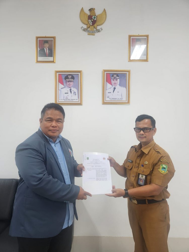 IASI dan Pemkab Kuningan Teken MoU, Perkuat Sinergi Tri Dharma Perguruan Tinggi