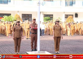 Pemko Gunungsitoli Gelar Upacara Bendera, Tekankan Kinerja dan Administrasi