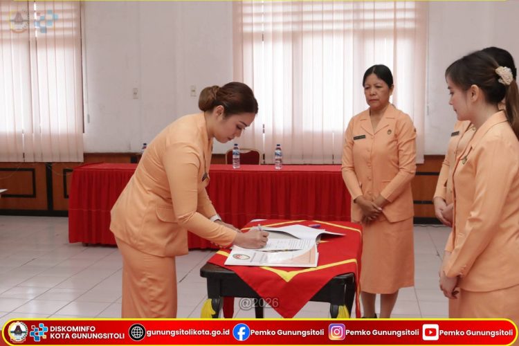 Sertijab Ketua DWP Kota Gunungsitoli, Teguhkan Semangat Panca Dharma