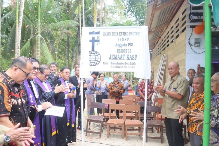 Bupati Nias Utara Menghadiri Peresmian Peletakan Batu Pertama dan Ibadah Perdana Jemaat Kasih Resort 35 BNKP