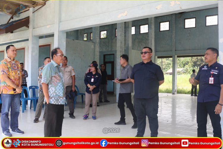 Wali Kota dan Wakil Wali Kota Gunungsitoli Tinjau Lokasi Rencana Pembangunan Kawasan Niaga Terintegrasi