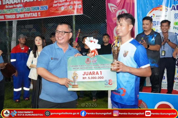Puncak Danantara Cup 2026, Wali Kota Gunungsitoli Tutup Turnamen dan Serahkan Penghargaan