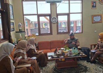 Tingkatkan Kualitas Layanan Publik, Diskominfo Purwakarta Dampingi SDN Ciwangi Kelola Pengaduan melalui SP4N-LAPOR!