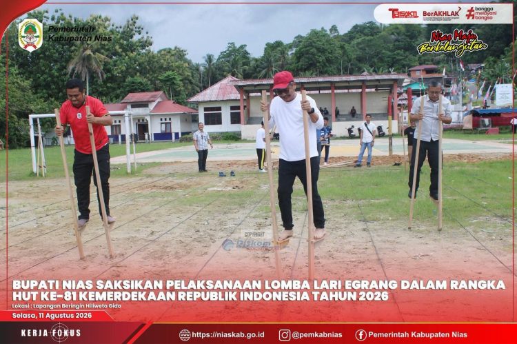SEMARAK HUT KE-81 KEMERDEKAAN RI, BUPATI NIAS SAKSIKAN LOMBA LARI EGRANG DI LAPANGAN BERINGIN HILIWETO GIDO
