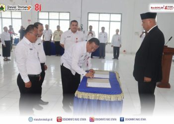 Bupati Nias Utara Melantik dan Mengambil Sumpah/Janji 31 Orang Kasek SD dan SMP